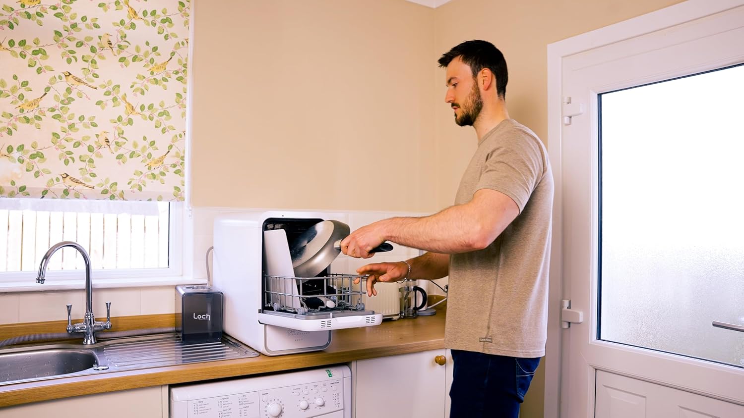 Capsule Dishwasher Solo - Table Top Dishwasher - 7 Programmes, Touch Control, Auto-drying, Baby Care & Fruit Wash, No Plumbing Required - Image 9