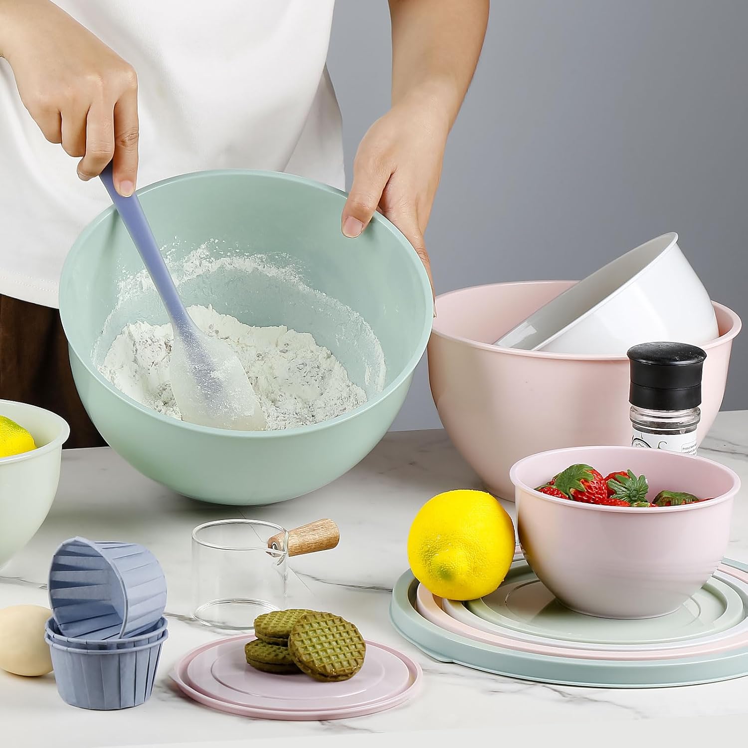 Greentainer Plastic Mixing Bowls Set with Lids, Nesting Bowls for Prepping, Serving, Cooking & Baking, Large Mixing Salad Bowl for Kitchen Storage, Dishwasher & Microwave Safe, Set of 5 (Gray&Pink) - Image 8