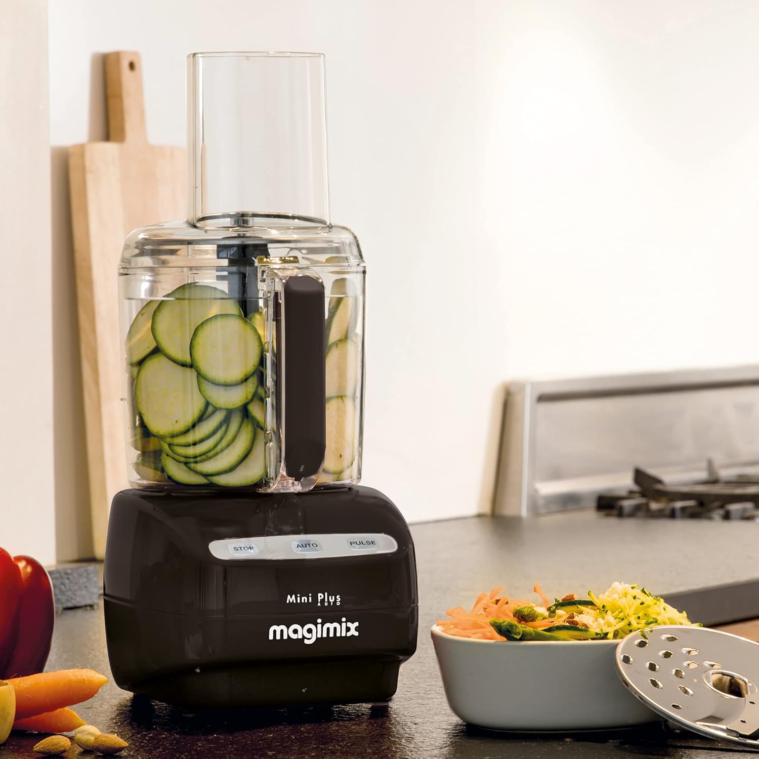 Magimix Le Mini Plus Food Processor - Multifunctional Food Preparation, 1.7L BPA-Free Bowl, Professional Quality Ultra-Sharp Blades, Quiet Energy Efficient 400W Motor With 30 Year Guarantee - Black - Image 5