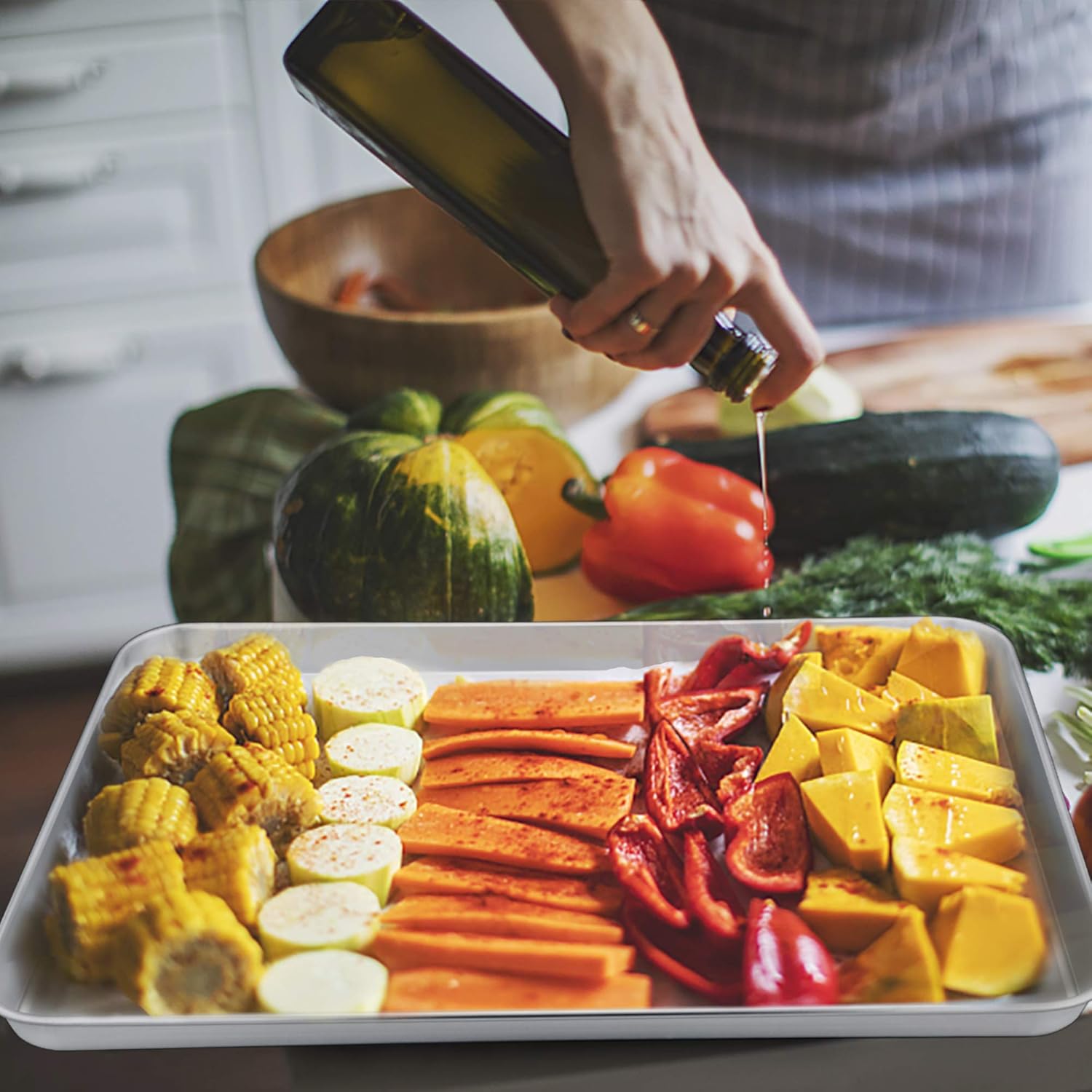 HaWare Baking Tray Set of 2, Stainless Steel Oven Tray– Large Cookie Sheet Pan for Baking Cooking Serving - 40 x 30 x 2.5 cm, Healthy & Non Toxic, Easy Clean & Dishwasher Safe - Image 4