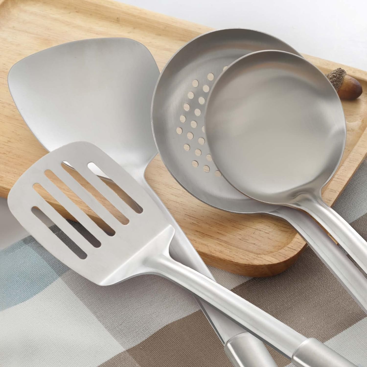 Pleafind 4-Pcs Kitchen Utensils Set, Stainless Steel Cooking Utensils Set, Utensils Set Include Wok Ladle, Slotted Spoon, Wok Spatula and Slotted Spatula, Dishwasher Safe - Image 4