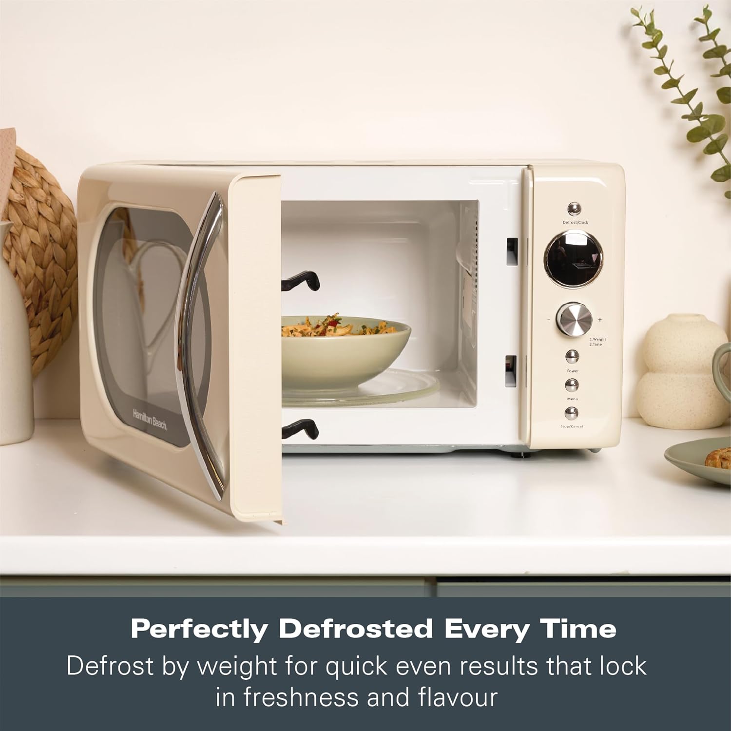 Hamilton Beach 20L Retro Microwave, Compact, 8 Presets, 60 Min Timer, Express Cooking, Child Lock, LED Display, Defrost, 700W - HB70H20C, Cream - Image 6