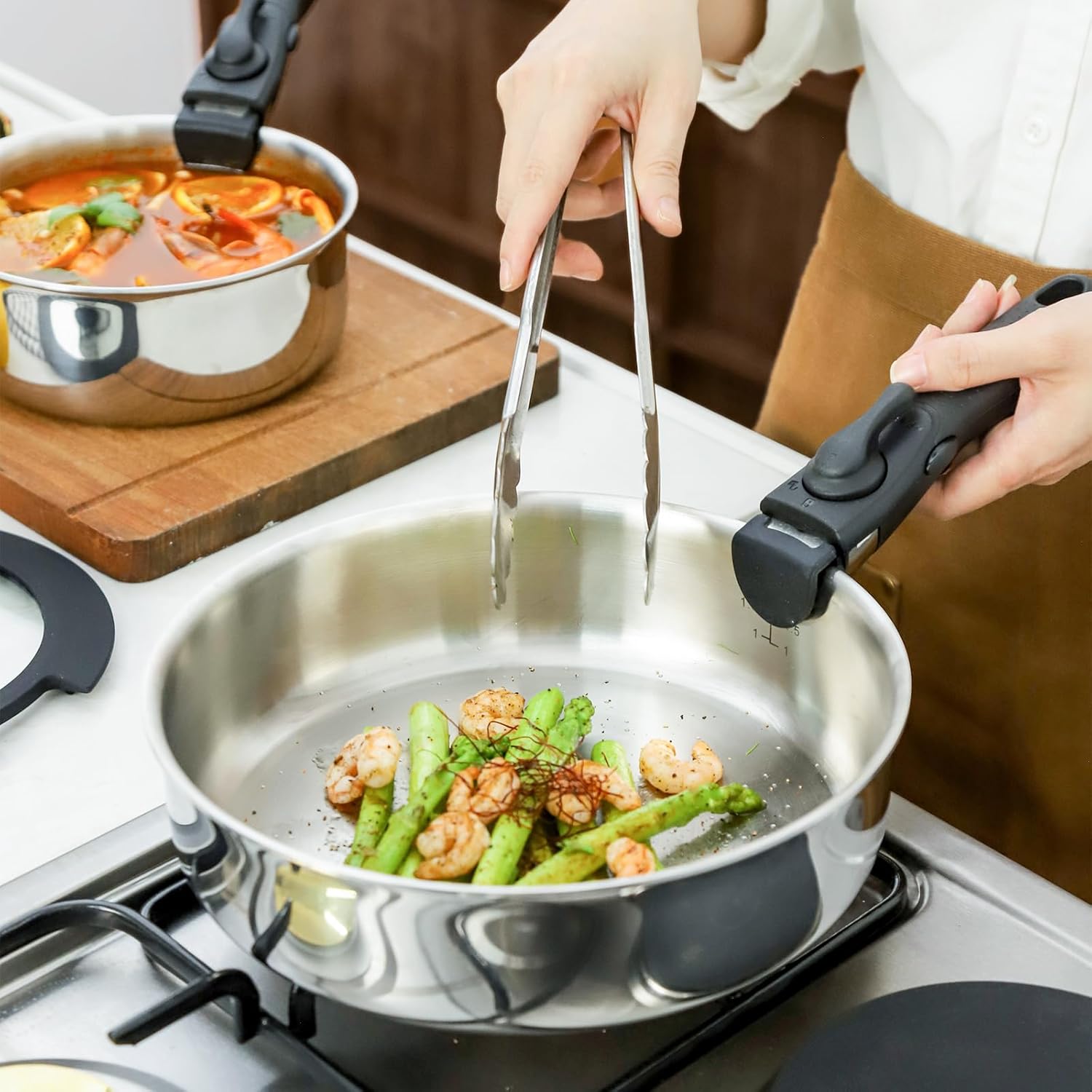 ROYDX Uncoated 18/10 Stainless Steel Cookware Set, Large Frying Pan Set with Steamer and Saute Pan, Stay-Cool Detachable Handles and Glass Lid, LFGB Approved Pots and Pans Set, Serve 4-6 People - Image 2