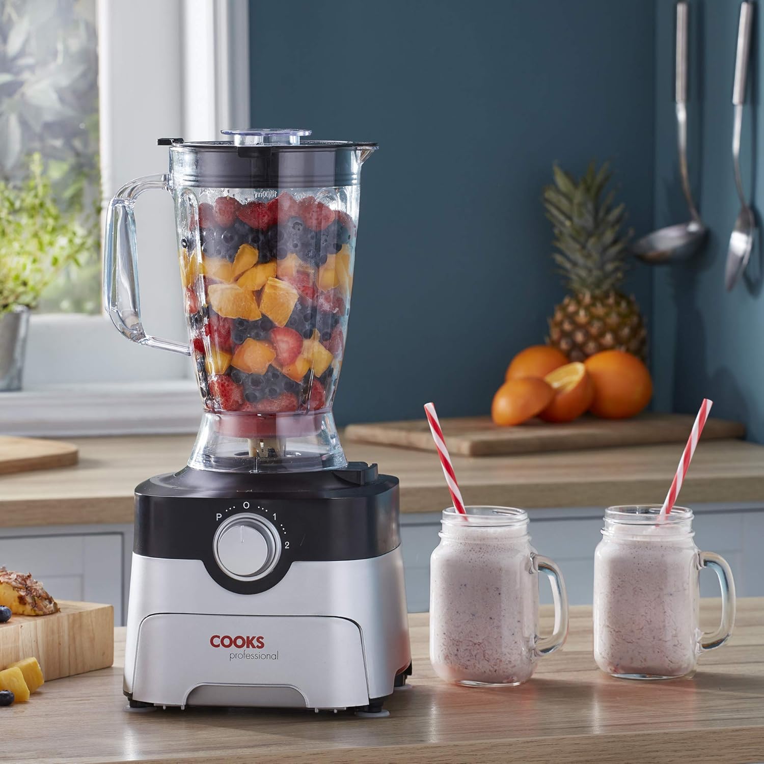 Cooks Professional Food Processor 1000W with 7 Blades, 2L Mixing Bowl & 1.8L Blender Jug | Multifunction Kitchen Chopper & Blender Tool for Chopping Slicing Grating Kneading Blending | Black & Silver - Image 3