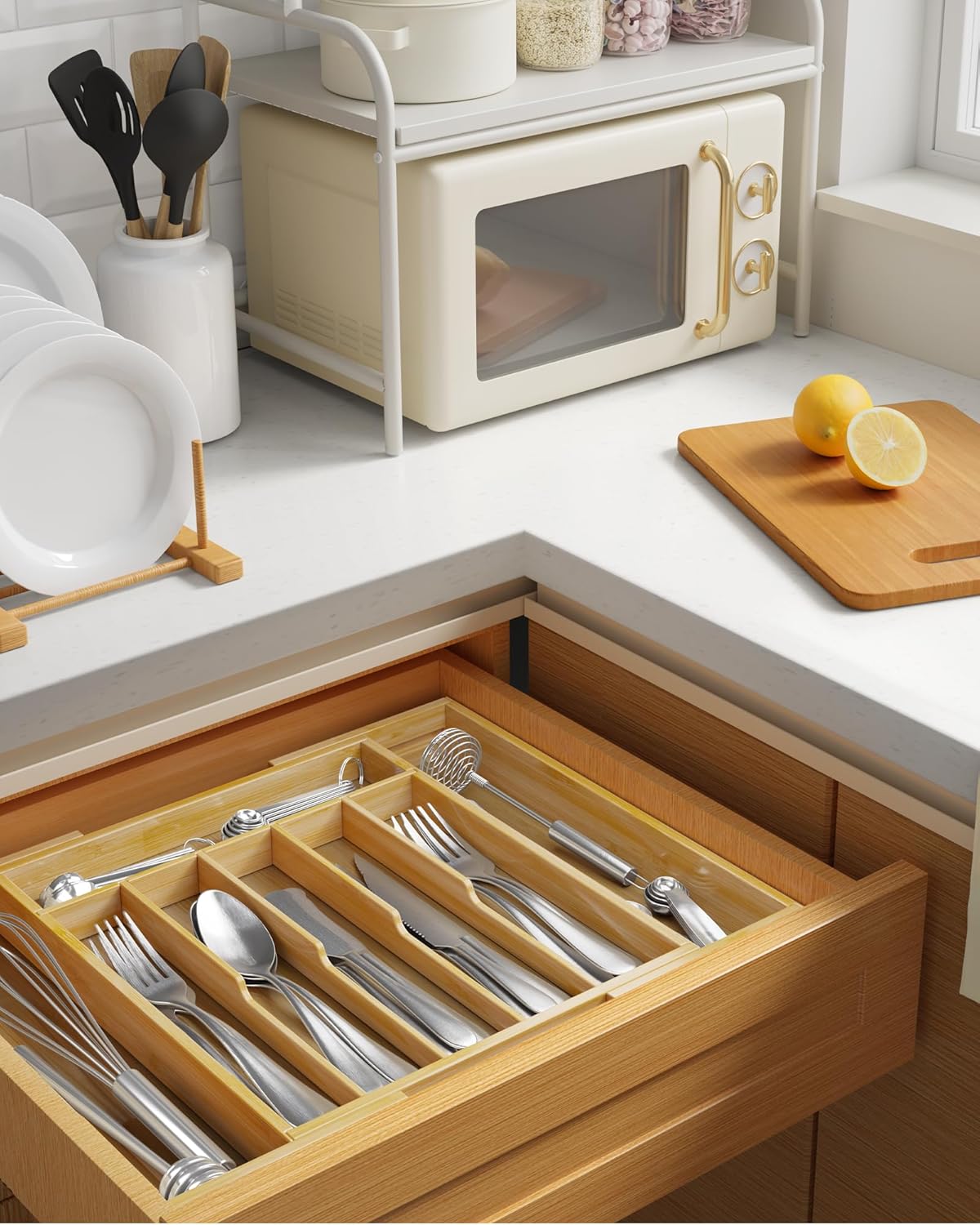 Kitsure Silverware Organizer - Expandable Bamboo Kitchen Drawer Organizer, Adjustable Cutlery Tray for Kitchen Storage & Organisation, 33.6 x 4.5 x 29.0-47.0 cm - Image 5
