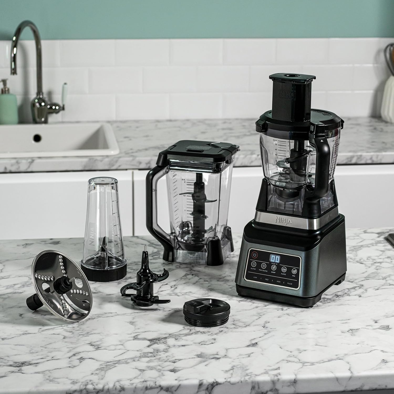 Ninja 3-in-1 Food Processor & Blender with 5 Automatic Programs: Blend, Max Blend, Chop, Mix, Puree, 1.8L Bowl, 2.1L Jug, 700ml Cup, 1200W, Dishwasher Safe Parts, Auto-iQ, Black BN800UK - Image 2