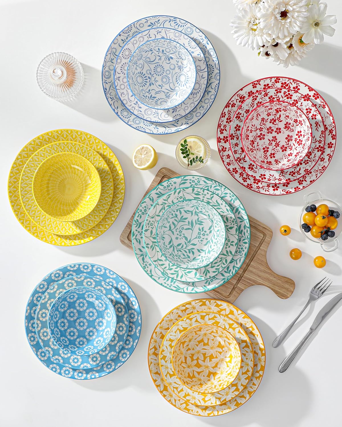 vancasso Selene Colorful Floral Porcelain Dinner Set for 6, 18 Pieces Stackable Plates and Bowls Set, Includes Dinner Plates/Dessert Plates/Cereal Bowls, Microwave & Dishwasher Safe for Everyday Use - Image 8