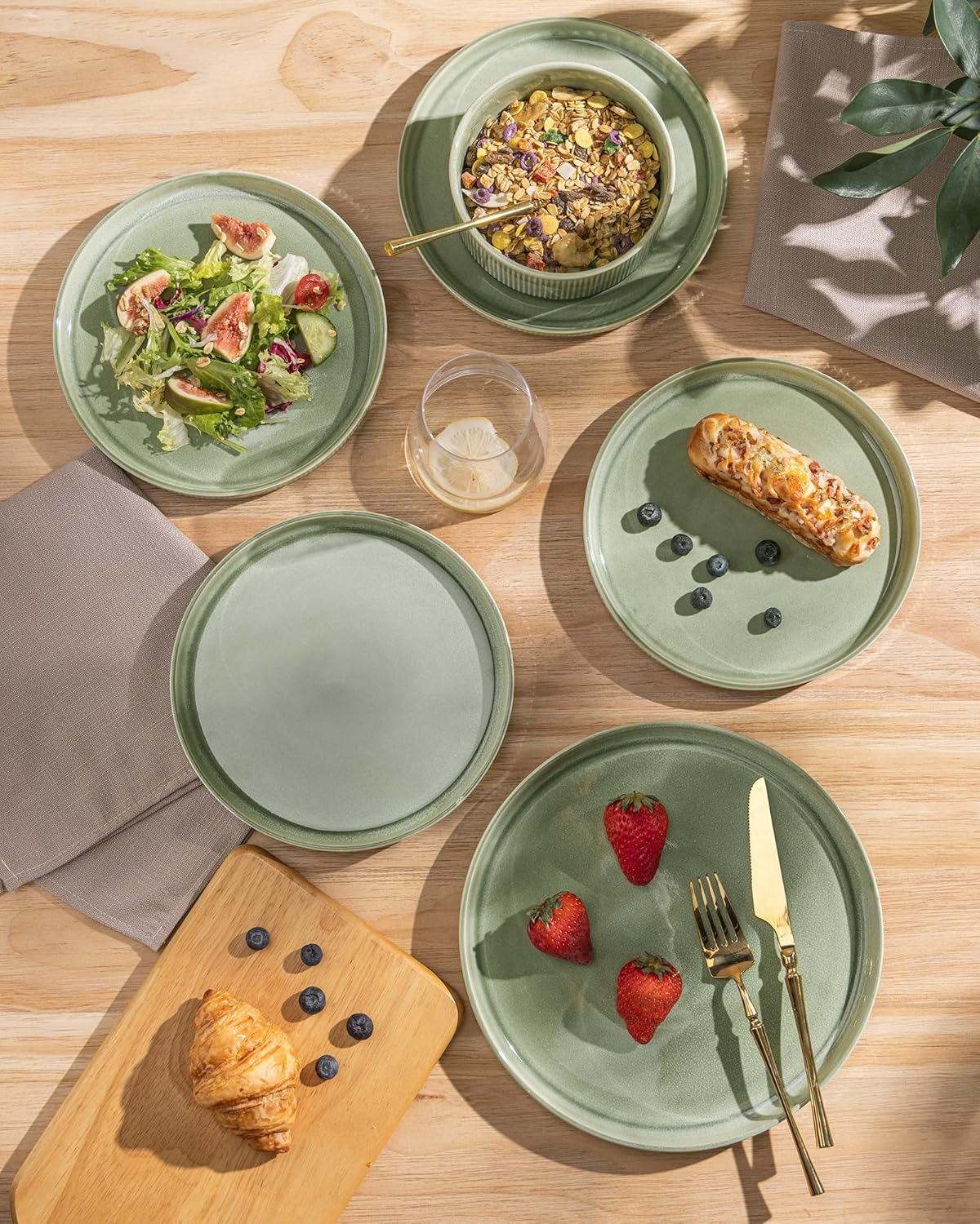 GBhome Stoneware Dinner Sets for 6 People, 18 Pieces Reactive Glaze Handcrafted Plates and Bowls Set, Scratch Resistant Dinnerware Set, Dishwasher & Microwave Safe Crockery Set, Light Green - Image 5